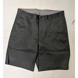 Buttoned Down Shorts Slim Stretch Men's Size 32 NWT.    1100